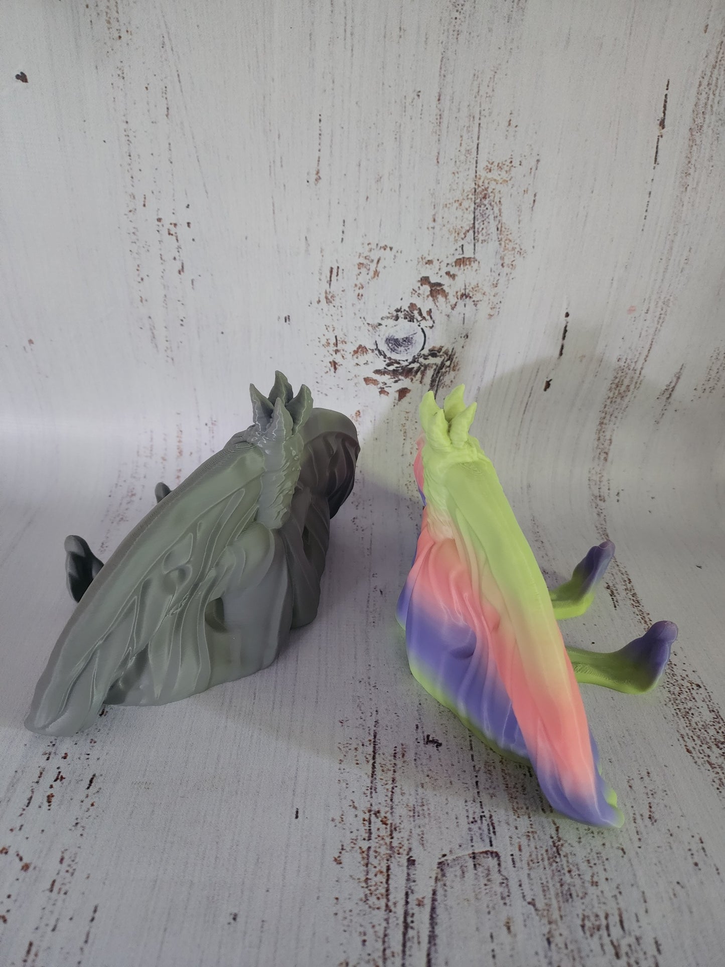 Luna Moth Kindle Holder