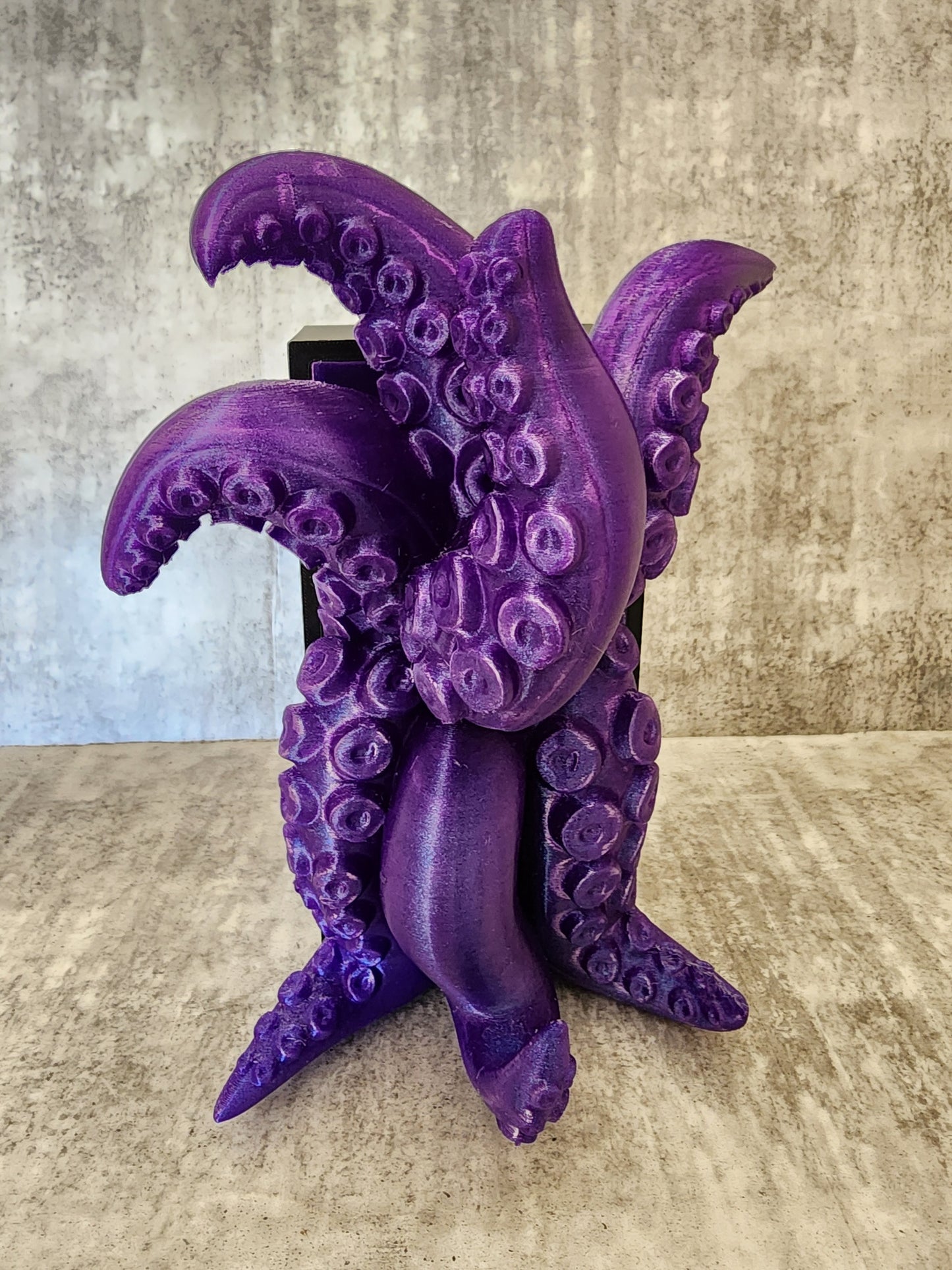 Calling All Monster Romance Lovers! 3D Printed Tentacle Book Nook