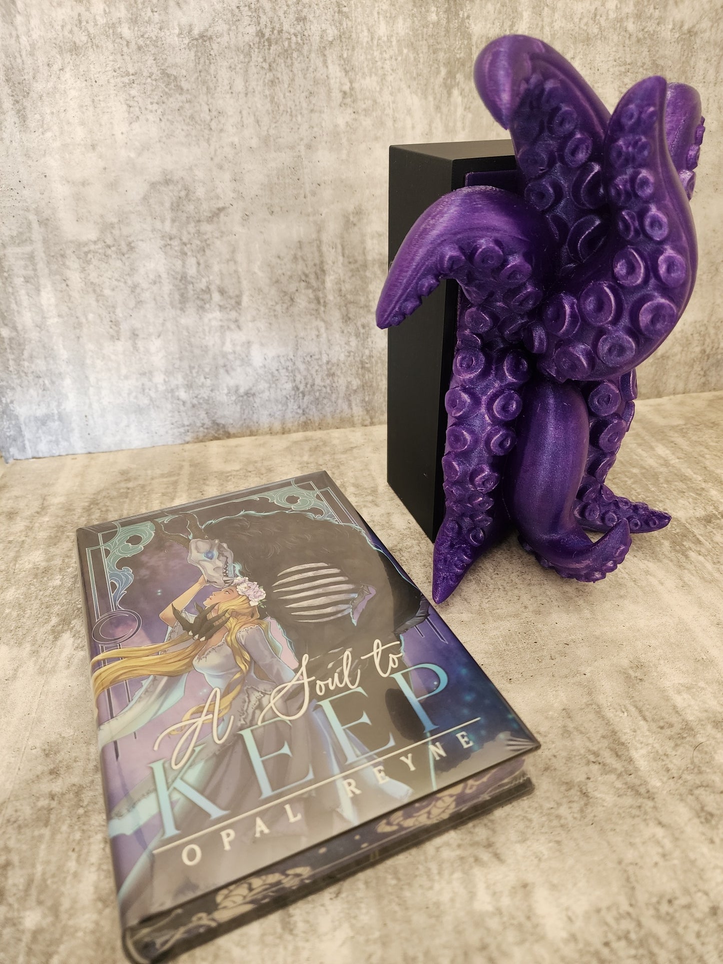 Calling All Monster Romance Lovers! 3D Printed Tentacle Book Nook
